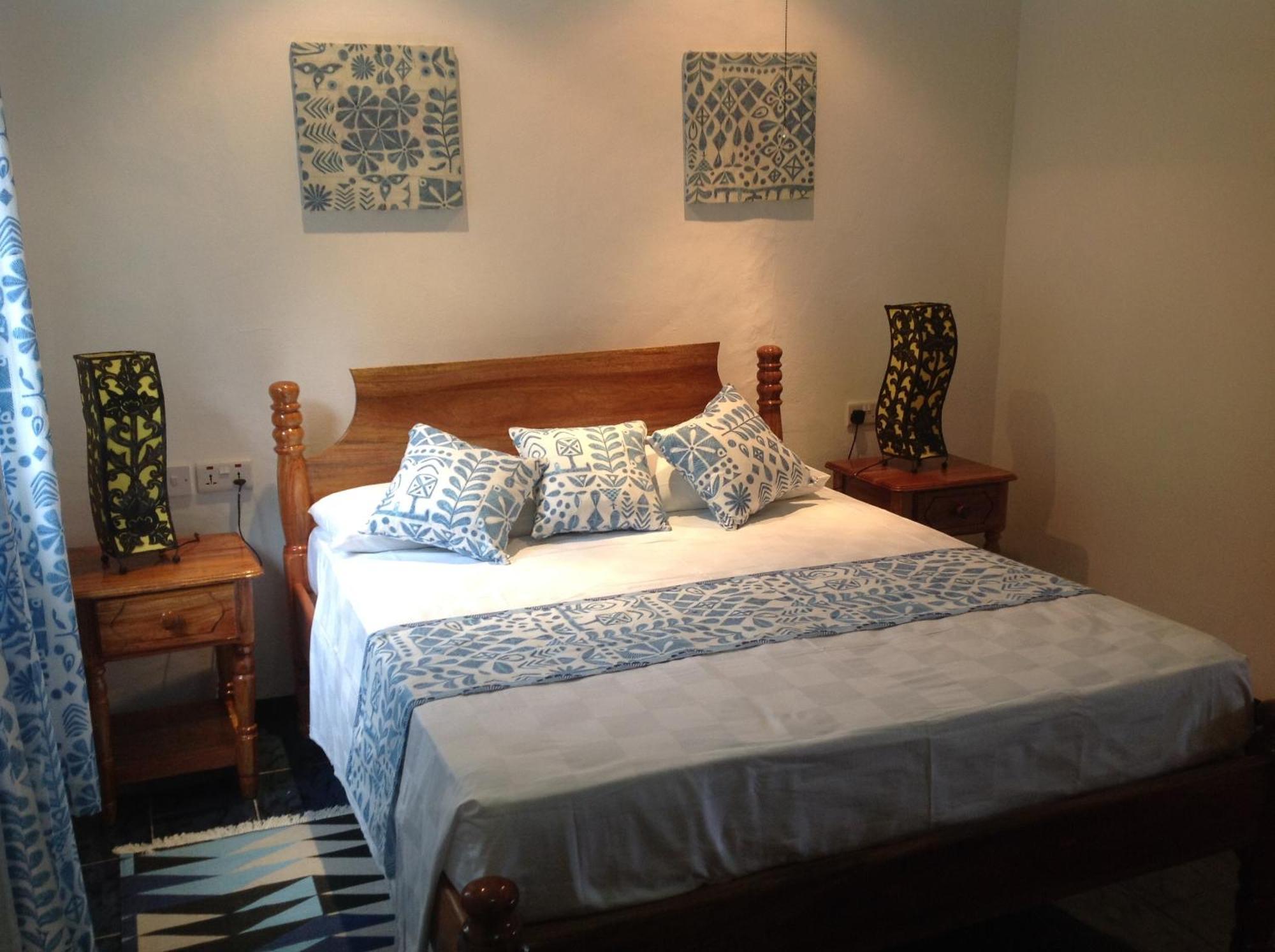 Sea View Lodge Baie Sainte Anne Ruang foto