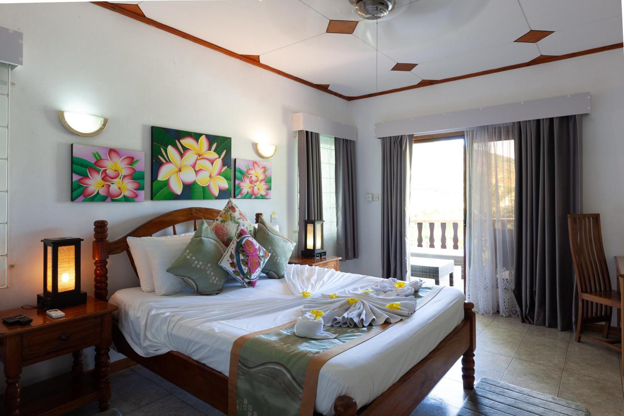 Sea View Lodge Baie Sainte Anne Bagian luar foto